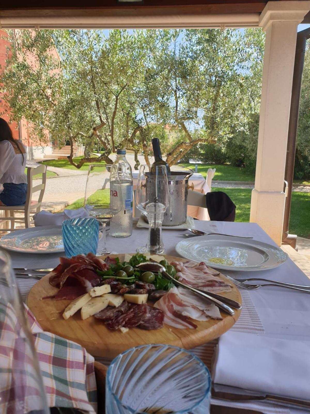 Olivea Luxury Suites Fažana Zewnętrze zdjęcie